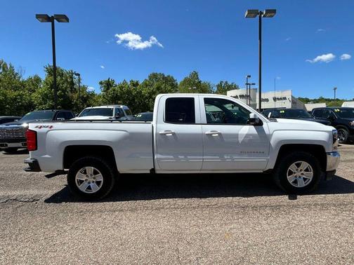 Summit White 2017 Chevrolet Silverado 1500 1LT