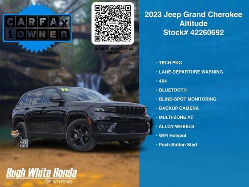 Diamond Black Crystal Pearlcoat 2023 Jeep Grand Cherokee Altitude