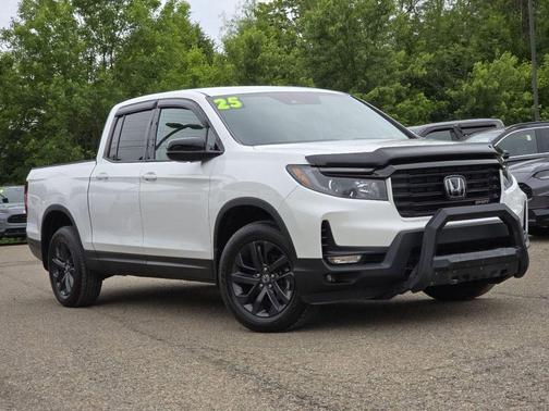 Platinum White Pearl 2023 Honda Ridgeline Sport