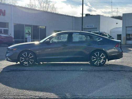 2024 Honda Accord Hybrid Touring