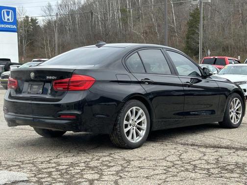 2016 BMW 320 i