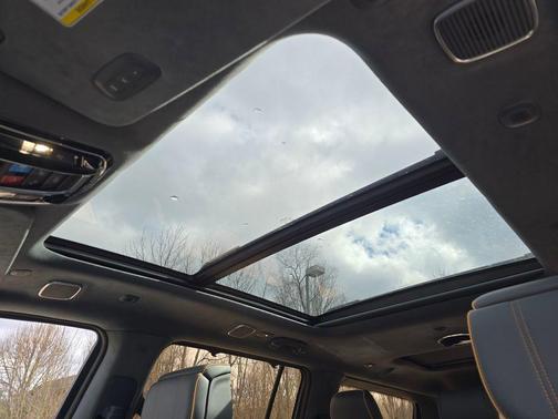 2024 Jeep Grand Wagoneer Series III Obsidian 4x4