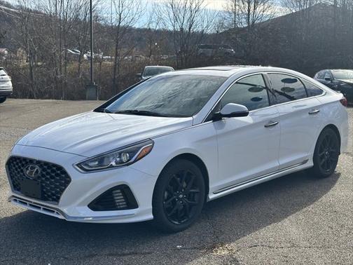 2018 Hyundai SONATA Sport 2.0T