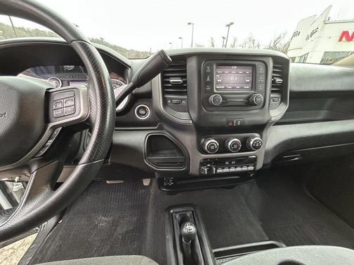 2020 RAM 3500 Tradesman Crew Cab 4x4 8' Box