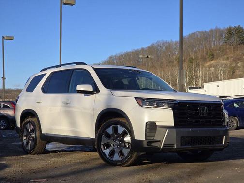 2026 Honda Pilot Touring 8-Passenger