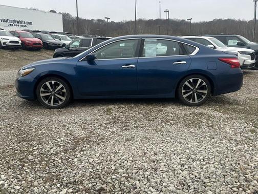 2016 Nissan Altima 2.5 SR