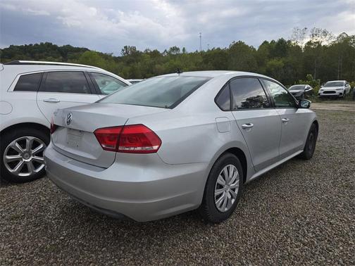 2013 Volkswagen Passat 2.5L S
