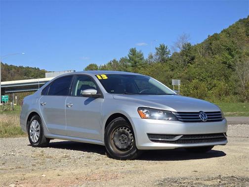 2013 Volkswagen Passat 2.5L S
