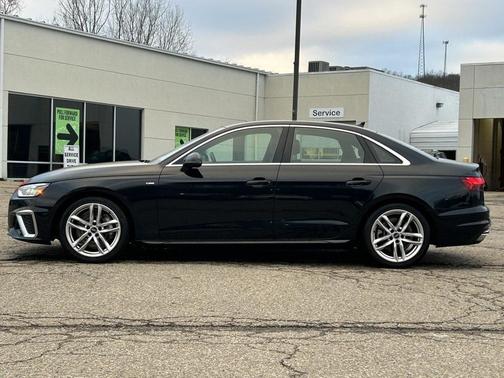 2023 Audi A4 45 S line Premium Plus