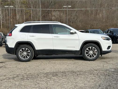 2021 Jeep Cherokee Latitude Lux