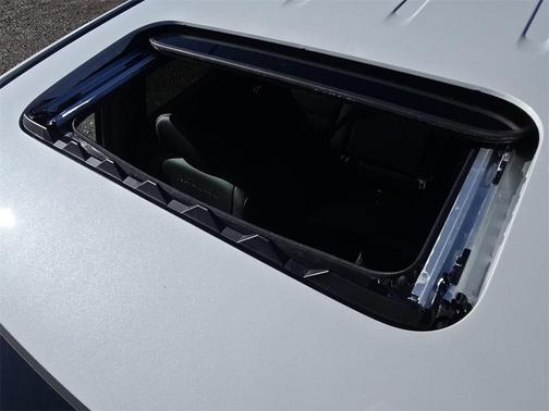 2021 Honda Pilot Touring 8-Passenger