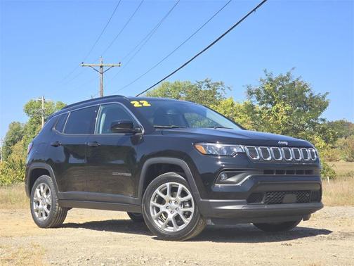 2022 Jeep Compass Latitude Lux