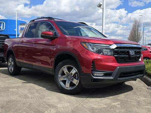Radiant Red Metallic II 2026 Honda Ridgeline RTL