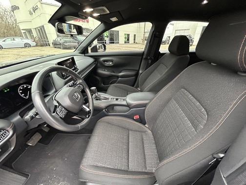 2025 Honda HR-V AWD Sport