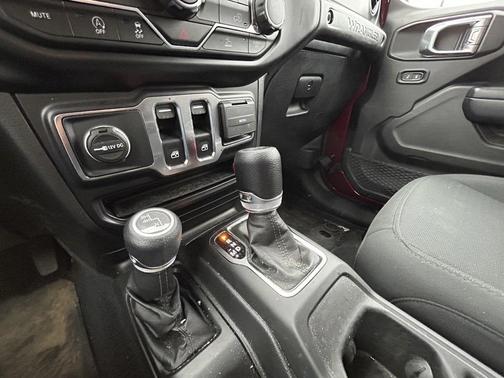 2022 Jeep Wrangler Sport S