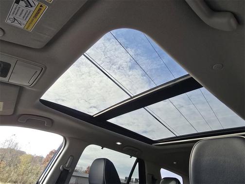 2023 Honda Pilot AWD Elite