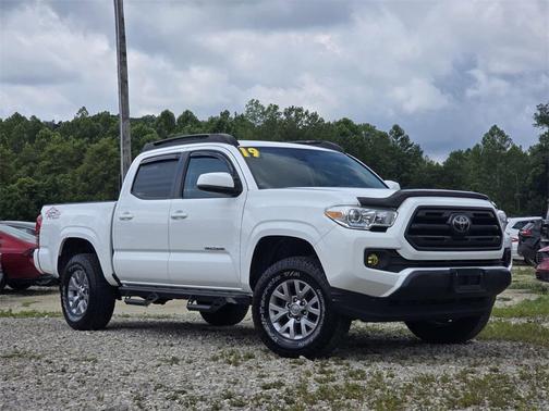 2019 Toyota Tacoma SR