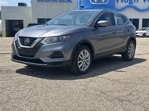 2022 Nissan Rogue Sport S