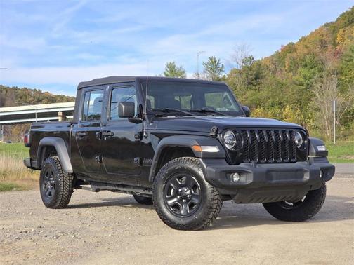 2020 Jeep Gladiator Sport