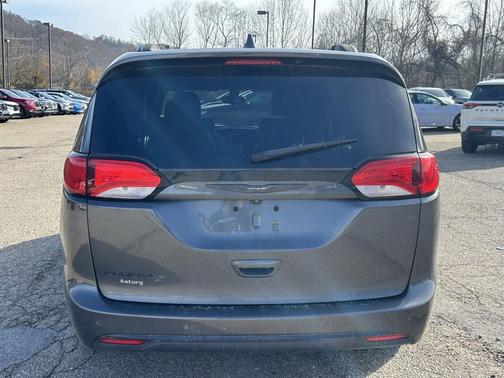 2018 Chrysler Pacifica Touring-L