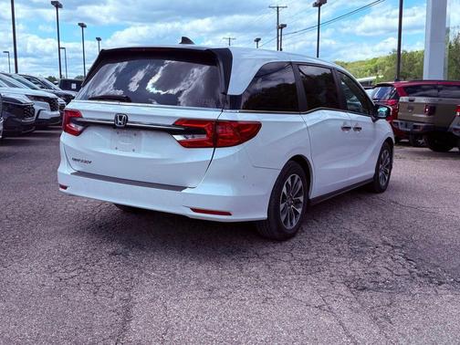 Platinum White Pearl 2023 Honda Odyssey EX-L