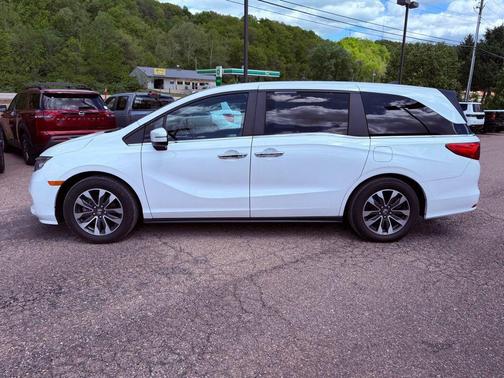 Platinum White Pearl 2023 Honda Odyssey EX-L