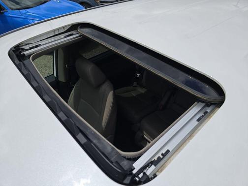 Platinum White Pearl 2023 Honda Odyssey EX-L