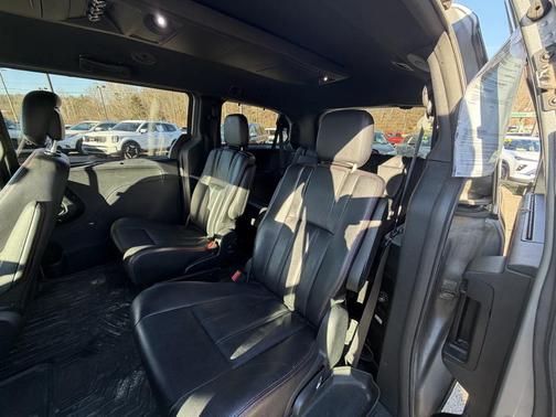 2017 Dodge Grand Caravan GT