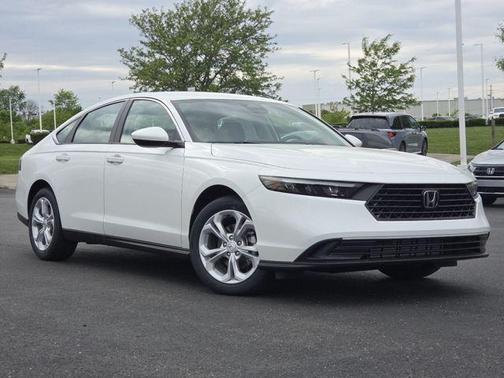 Platinum White Pearl 2026 Honda Accord LX 1.5T