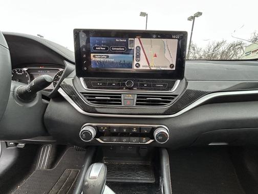 2023 Nissan Altima SR FWD