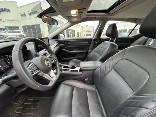 2023 Nissan Altima SR FWD