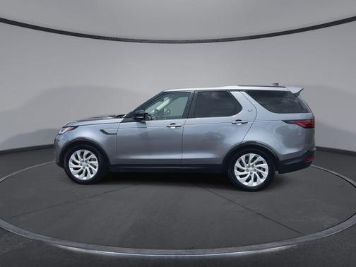Eiger Gray Metallic 2024 Land Rover Discovery P300 S