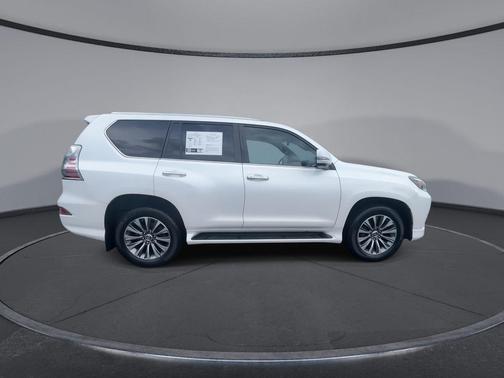 Eminent White Pearl 2023 Lexus GX 460 Luxury