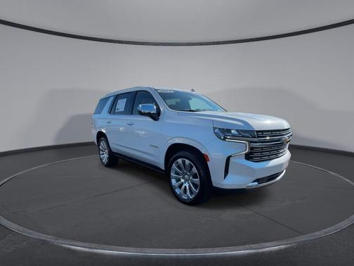 Iridescent Pearl Tricoat 2023 Chevrolet Tahoe Premier