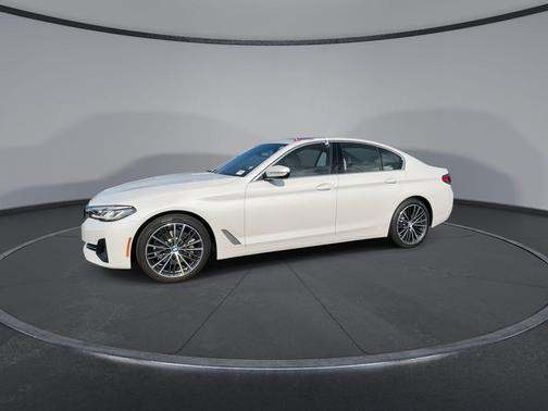 Mineral White Metallic 2023 BMW 530 i