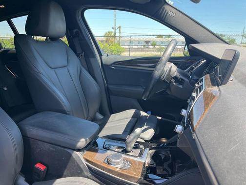 Dark Graphite Metallic 2019 BMW X4 xDrive30i