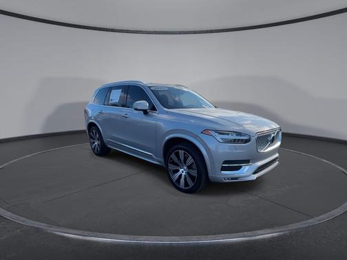 Silver Dawn Metallic 2023 Volvo XC90 B6 Ultimate 7-Seater