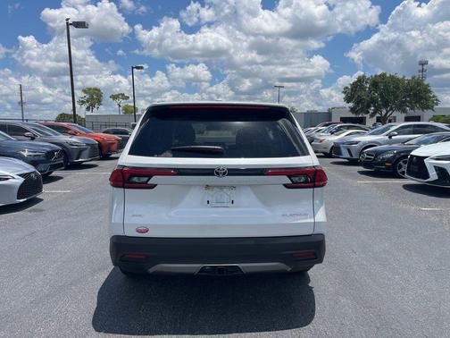 Wind Chill Pearl 2024 Toyota Grand Highlander Platinum