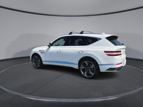 Alta White 2025 Genesis GV80 2.5T