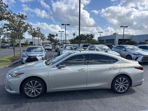 2019 Lexus ES 350 Luxury