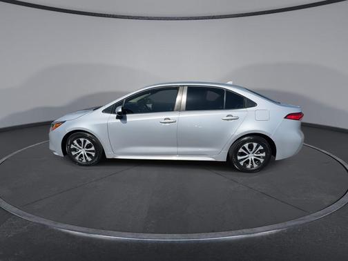 Classic Silver Metallic 2022 Toyota Corolla Hybrid SE