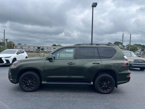 Nori Green Pearl 2023 Lexus GX 460 GX 460