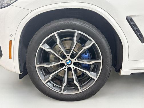 2023 BMW X3 M40i