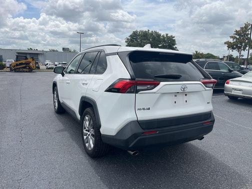 Super White 2020 Toyota RAV4 XLE Premium