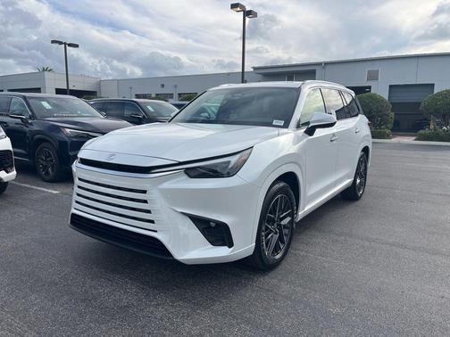 Wind Chill Pearl 2026 Lexus TX 350 Premium