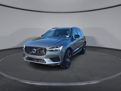 Osmium Grey Metallic 2021 Volvo XC60 Recharge Plug-In Hybrid T8 R-Design