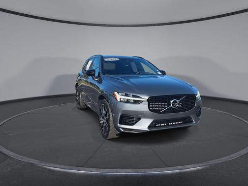Osmium Grey Metallic 2021 Volvo XC60 Recharge Plug-In Hybrid T8 R-Design