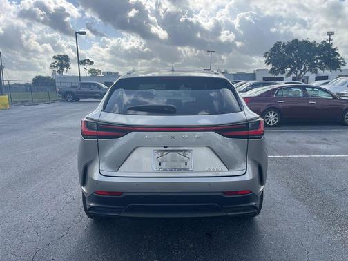 Atomic Silver 2023 Lexus NX 350 Premium