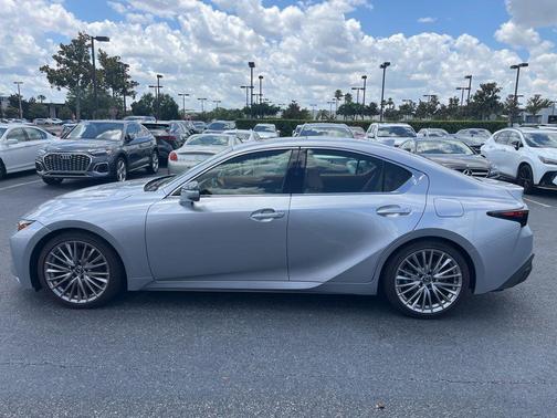 Iridium 2025 Lexus IS 300 Base