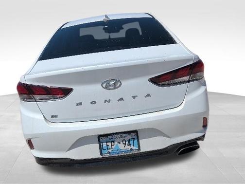 Quartz White Pearl 2019 Hyundai SONATA SE